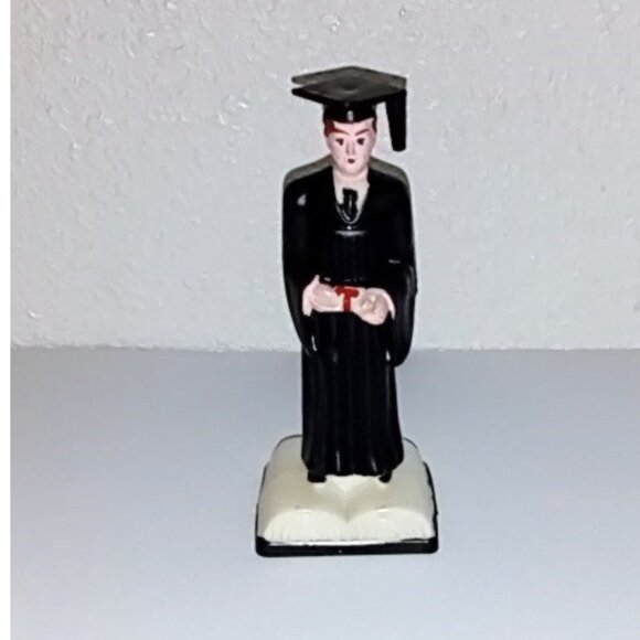 🎯 10 for $12 / Vintage Graduation Cake Topper - Picture 1 of 6
